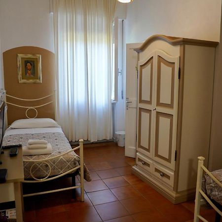 B&B Il Piccolo Paradiso Montenero  Εξωτερικό φωτογραφία