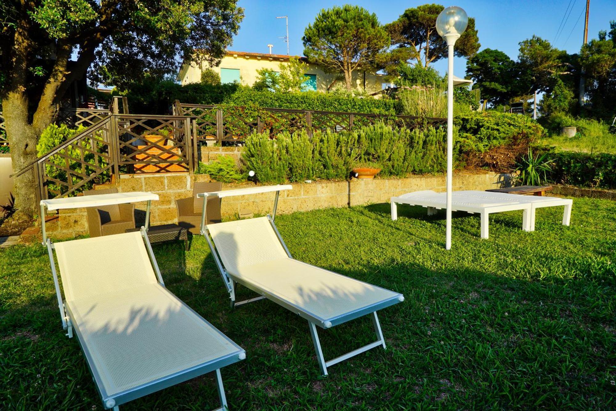 B&B Il Piccolo Paradiso Montenero  Εξωτερικό φωτογραφία