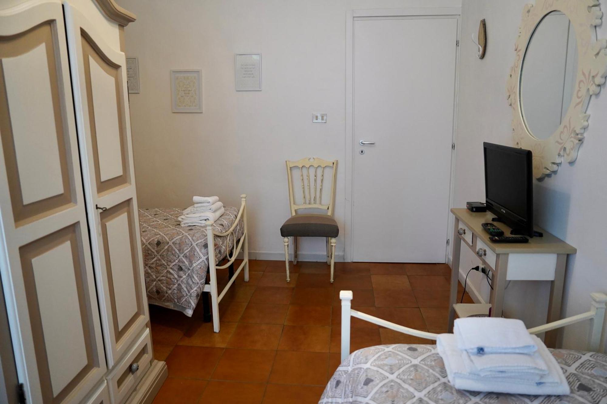 B&B Il Piccolo Paradiso Montenero  Εξωτερικό φωτογραφία