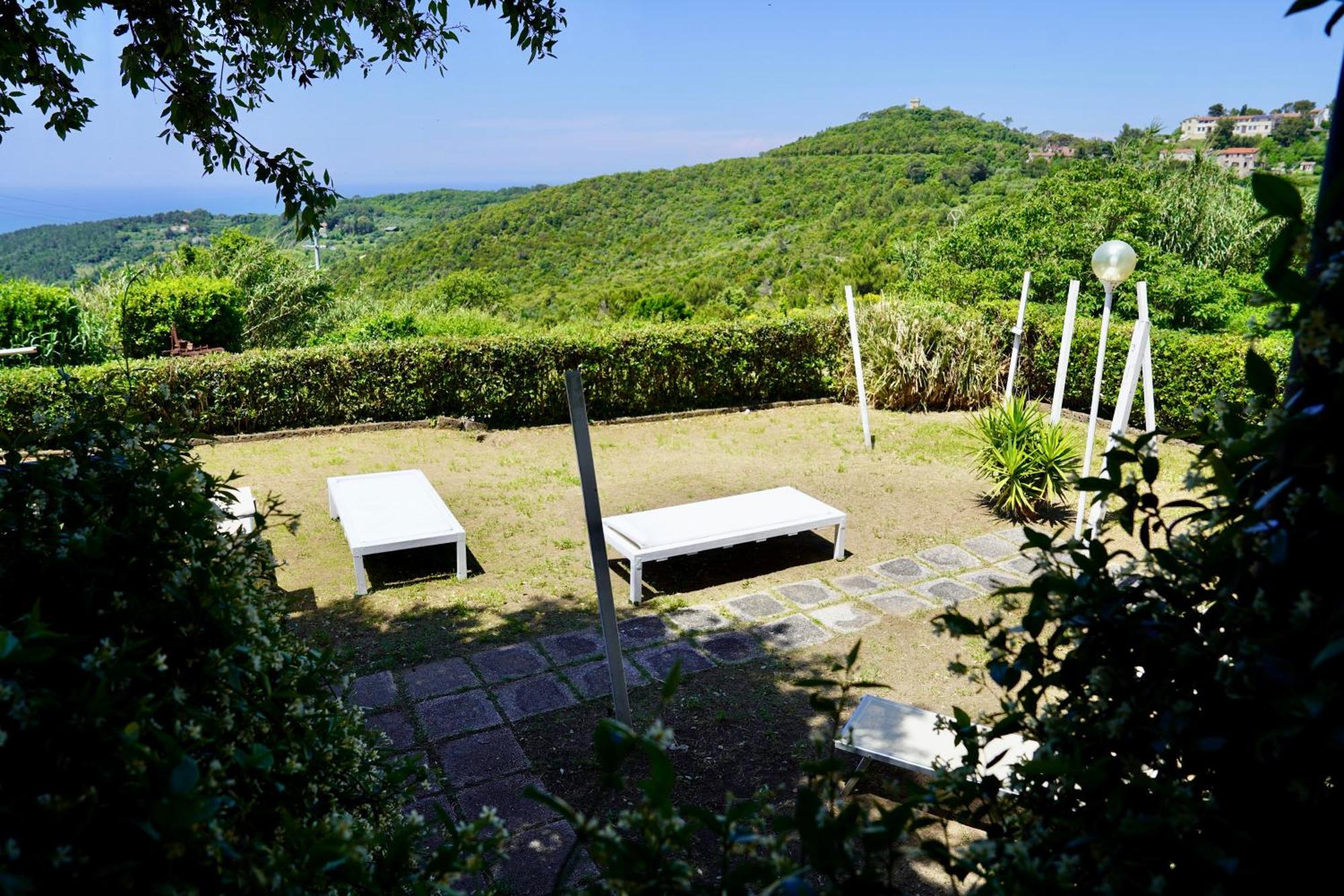 B&B Il Piccolo Paradiso Montenero  Εξωτερικό φωτογραφία