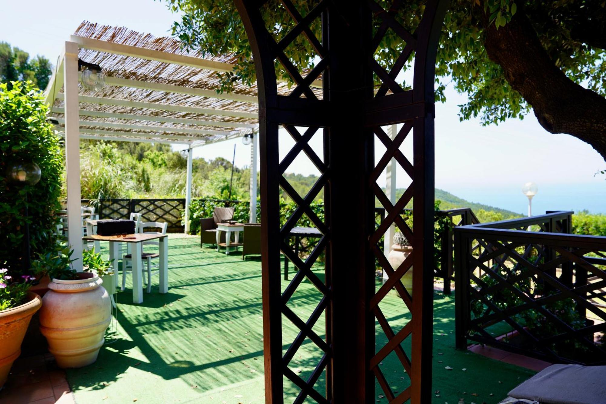 B&B Il Piccolo Paradiso Montenero  Εξωτερικό φωτογραφία