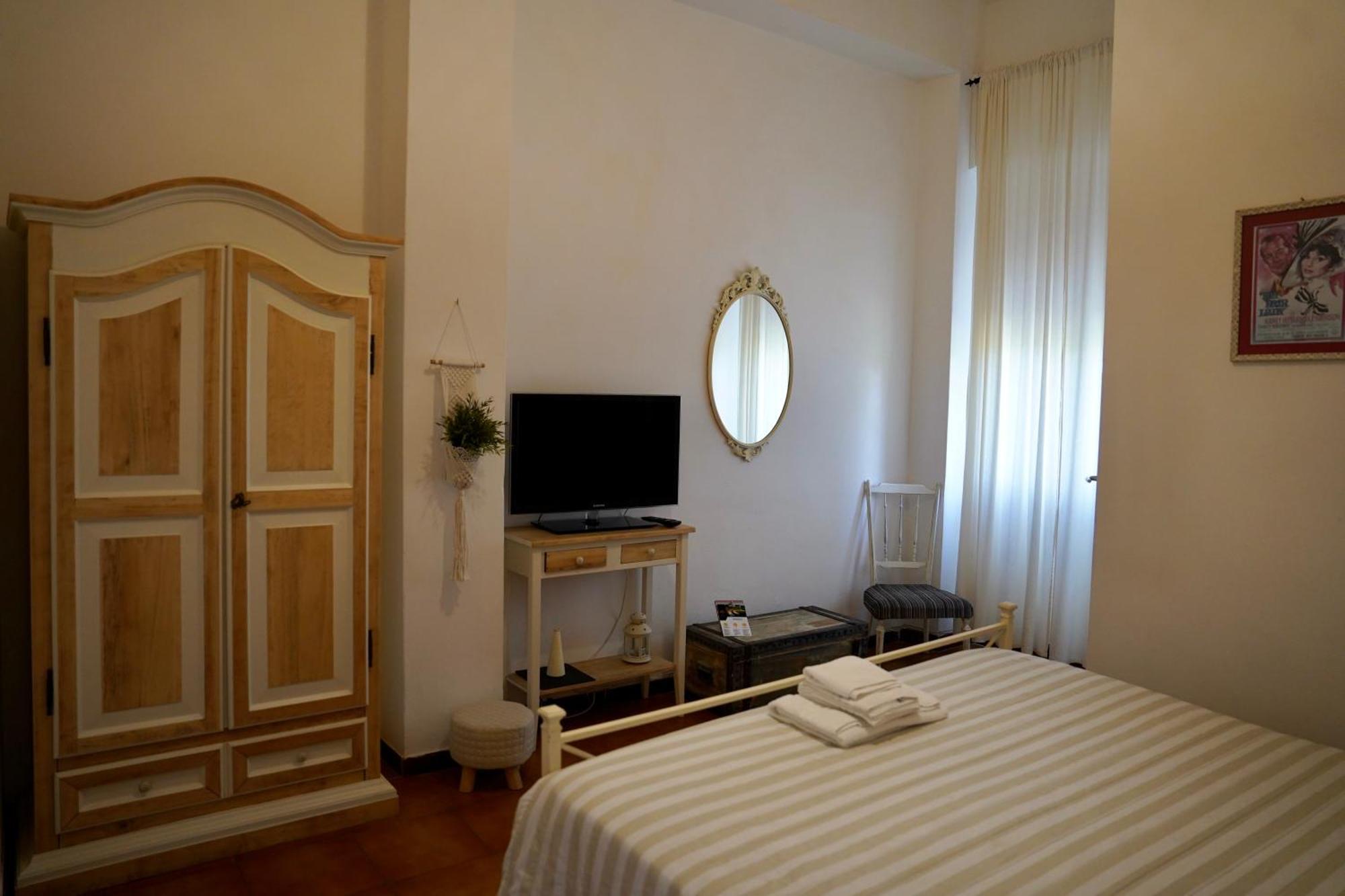 B&B Il Piccolo Paradiso Montenero  Εξωτερικό φωτογραφία