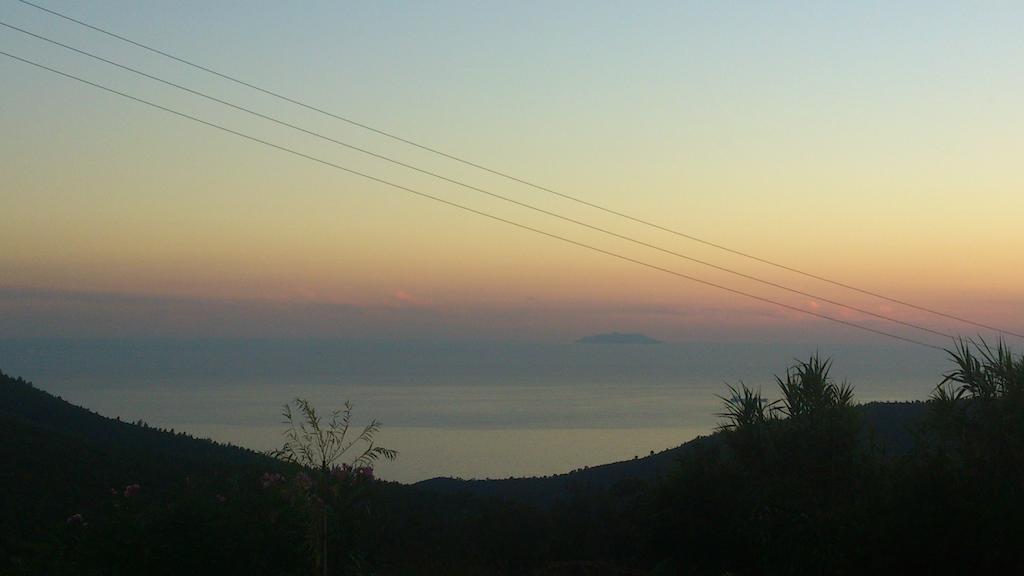 B&B Il Piccolo Paradiso Montenero  Εξωτερικό φωτογραφία